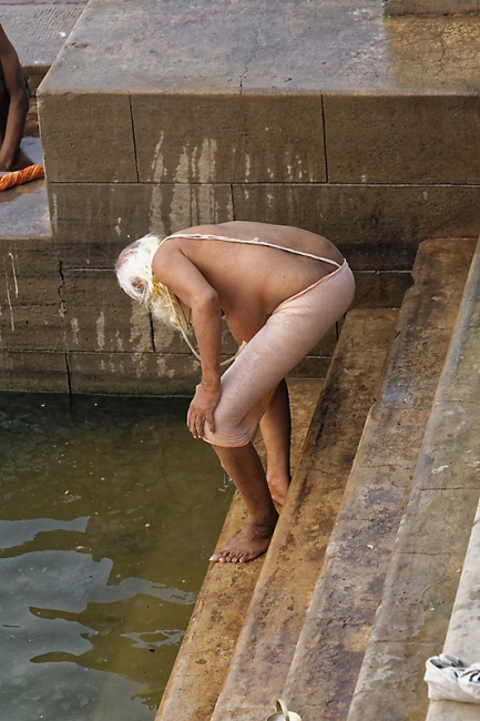 Varasani-Promenade sur le Gange-068